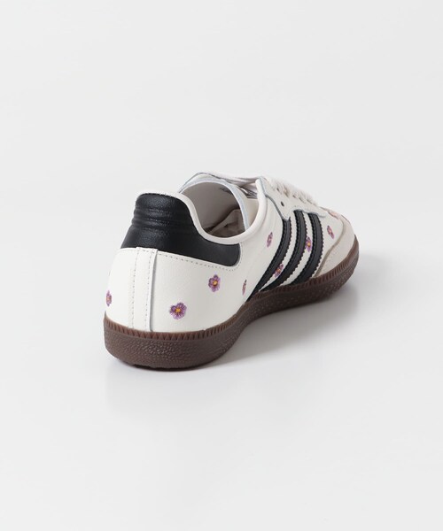 URBAN RESEARCH DOORS（アーバンリサーチドアーズ）の「adidas　SAMBA OG W（スニーカー・レディース・クラウドホワイト・23.5/24/24.5/25）」の6枚目の写真