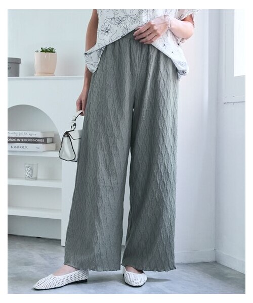 nissen（ニッセン）の「＜大きいサイズ＞カットソーレースストレートパンツ（ゆったりヒップ）（パンツ・レディース・グレー/黒・L/LL/3L/4L/5L/6L/8L/10L）」の13枚目の写真