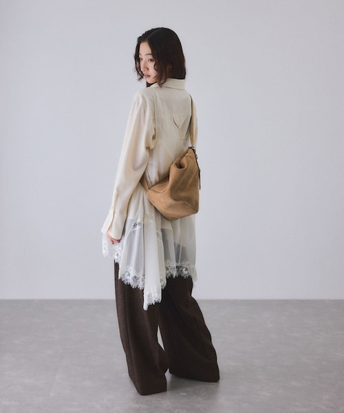 ADAM ET ROPE'（アダムエロペ）の「スプリットレザーワンショルダー2WAYバッグ（ショルダーバッグ・レディース・ブラック/ベージュ・F）」の7枚目の写真