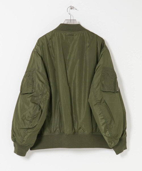 URBAN RESEARCH（アーバンリサーチ）の「phenix　ULTRALIGHT MOD MA-1 JACKET（MA-1・メンズ・KHAKI/BLACK・3/4）」の14枚目の写真