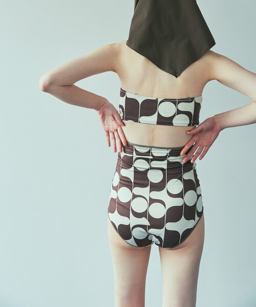 URBAN RESEARCH（アーバンリサーチ）の「『2サイズ展開』『UVカット』Swim URBAN RESEARCH　スイムリバーシブルショーツ（水着・メンズ・GREGE×BRN/GRN×CHA・S/M）」の3枚目の写真