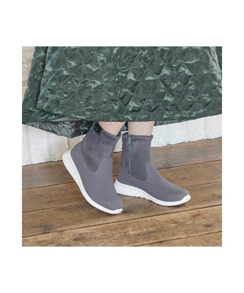 ing(イング)の「イング ing 【レイン・スノー対応】ストレッチスニーカーブーツ (レインシューズ・レディース・BL/GY/OK/BLB・S/22.5cm/M/23.5cm/L/24.5cm/LL/25cm)」の14枚目の写真