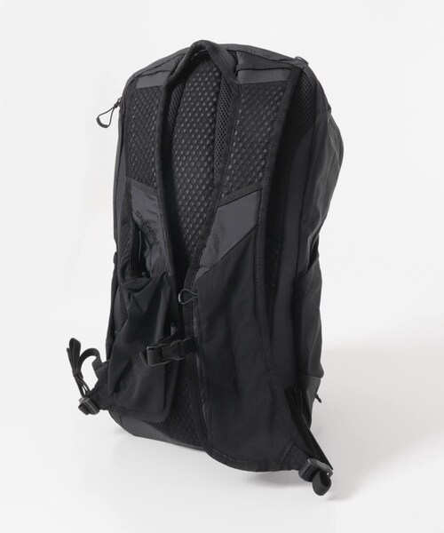 URBAN RESEARCH（アーバンリサーチ）の「SALOMON　XT 25（バックパック/リュック・メンズ・BLACK・Free）」の4枚目の写真