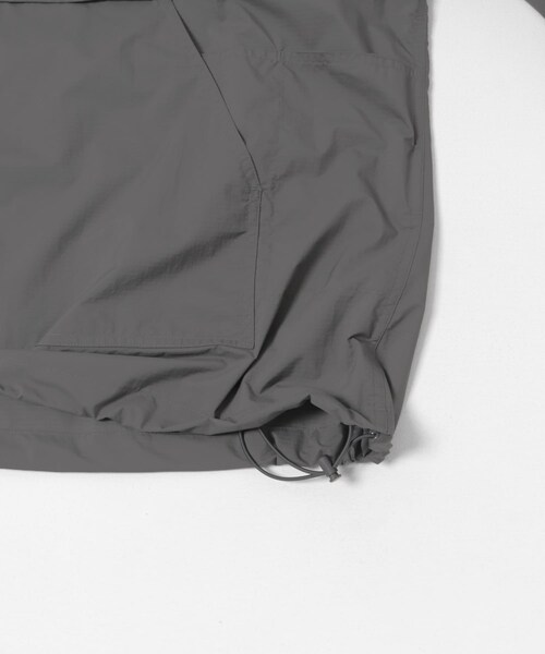 URBAN RESEARCH(アーバンリサーチ)の「DAIWA PIER39 TECH TRAVEL ANORAK(マウンテンパーカー・メンズ・WOLF GRAY/BLACK/CHARCOAL・M/L/XL)」の15枚目の写真