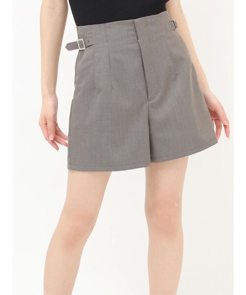MURUA（ムルーア）の「サイドベルトショートパンツ【セットアップ着用可】（その他パンツ・レディース・アイボリー/グレー/モカ・1/2）」の22枚目の写真