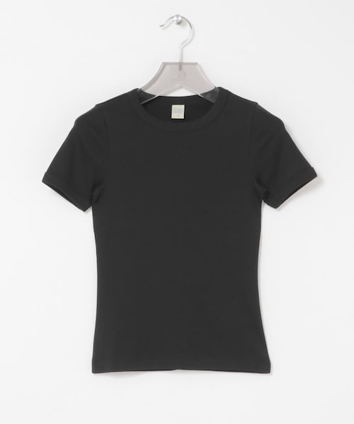 URBAN RESEARCH(アーバンリサーチ)の「FLORE FLORE CAR T-SHIRTS(Tシャツ/カットソー・レディース・WHITE/BLACK/OFF WHITE/EVERGREEN/STRAW/MULBERRY・S)」の2枚目の写真