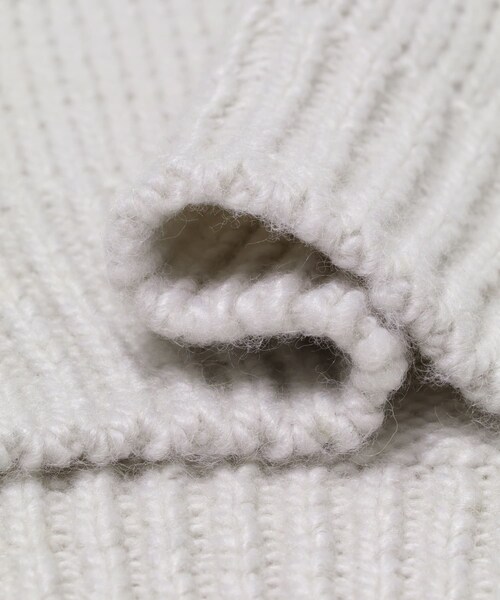 URBAN RESEARCH DOORS（アーバンリサーチドアーズ）の「求心柄モックネックニット（ニット/セーター・メンズ・OFF/BROWN/CHARCOAL・M/L）」の19枚目の写真