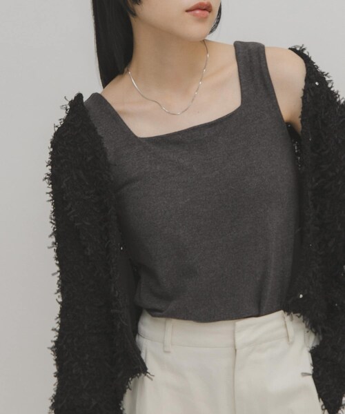 KBF（ケイビーエフ）の「ピーチスキン2WAYタンクトップ（タンクトップ・レディース・OFF/CHARCOAL/BLACK・One）」の18枚目の写真