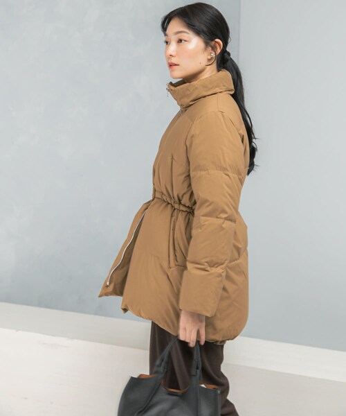 URBAN RESEARCH ROSSO（アーバンリサーチロッソ）の「LIMONTA撥水ミドルダウンコート（その他アウター・レディース・CAMEL/BLACK・36/38）」の17枚目の写真