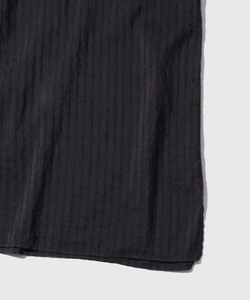 ADAM ET ROPE'(アダムエロペ)の「【HEUGN/ユーゲン】Morris LINO silk Jqd(シャツ/ブラウス・メンズ・チャコール・1/2/3/4)」の11枚目の写真