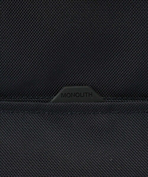 ADAM ET ROPE'（アダムエロペ）の「【MONOLITH/モノリス】BACKPACK PRO SOLID M（バックパック/リュック・メンズ・ブラック/ネイビー・F）」の8枚目の写真