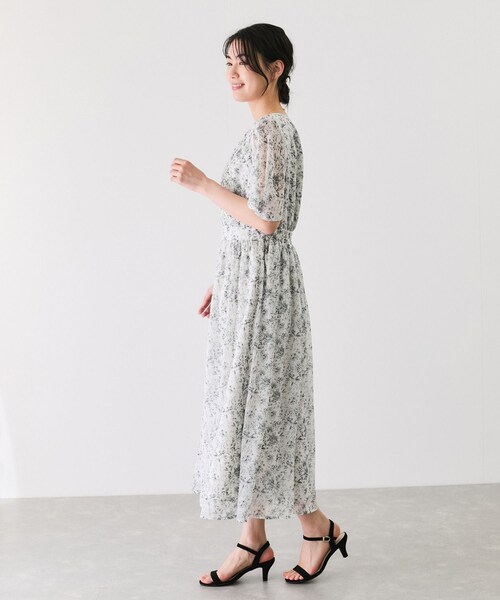 Jayro（ジャイロ）の「楊柳花柄プリントワンピース（ワンピース・レディース・ブラック系/ホワイト系・M）」の9枚目の写真