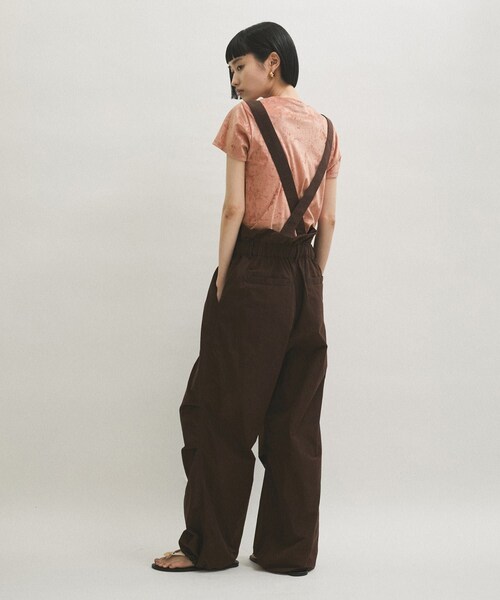 ADAM ET ROPE'（アダムエロペ）の「クラッシュベロアTシャツ（Tシャツ/カットソー・レディース・オフホワイト/ダークブラウン/モスグリーン/ブルー系/ピンク・F）」の9枚目の写真