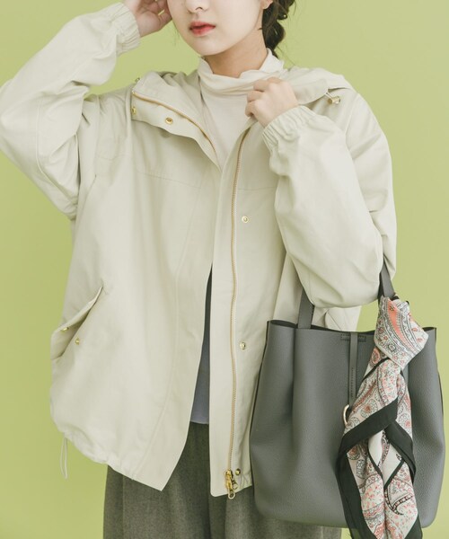 ITEMS URBANRESEARCH（アイテムズ アーバンリサーチ）の「『イージーケア』撥水マウンテンパーカー（マウンテンパーカー・レディース・K.BEG/BLK/ECRU・Free）」の10枚目の写真