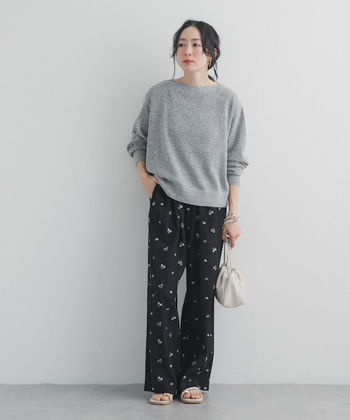 URBAN RESEARCH DOORS(アーバンリサーチドアーズ)の「フラワー刺繍イージーパンツ(その他パンツ・レディース・NVY×MULTI/BLK×MONO・Free)」の19枚目の写真