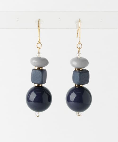 URBAN RESEARCH Sonny Label（アーバンリサーチサニーレーベル）の「ヴィンテージ異素材MIXピアス（ピアス（両耳用）・レディース・グレージュ/ネイビー/ワイン・one/One）」の3枚目の写真