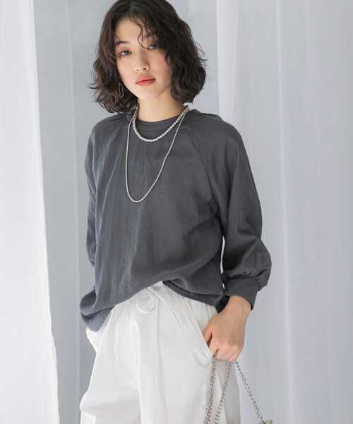 URBAN RESEARCH ROSSO（アーバンリサーチロッソ）の「2WAYギャザースリーブブラウス（シャツ/ブラウス・レディース・CHARCOAL/L/BEIGE/YELLOW・FREE）」の14枚目の写真