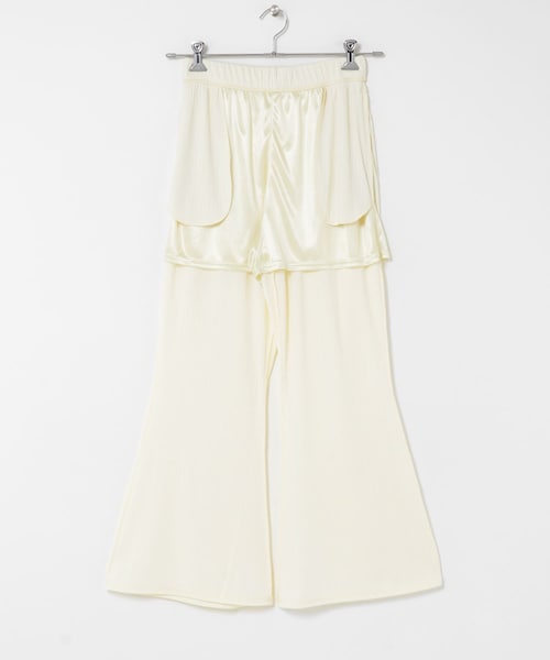 KBF（ケイビーエフ）の「イージーRIBフレアパンツ（その他パンツ・レディース・IVORY/BROWN/BLACK・One）」の2枚目の写真