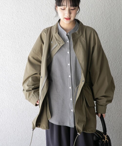 ITEMS URBANRESEARCH(アイテムズ アーバンリサーチ)の「『撥水/防花粉/イージーケア』ミリタリーモッズコート(モッズコート・レディース・BLK/KHK・Free)」の12枚目の写真