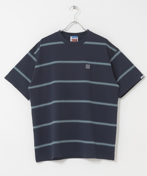 URBAN RESEARCH(アーバンリサーチ)の「CITY COUNTRY CITY EMBROIDERD LOGO BORDER T(Tシャツ/カットソー・メンズ・NAVY・M/L/XL)」の5枚目の写真