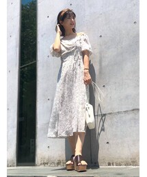 MERCURYDUO | 2WAYフロントタックフラワーワンピース(ワンピース)