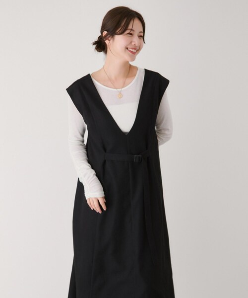 Jayro(ジャイロ)の「フロントベルトVネックワンピース(ワンピース・レディース・ブラック/オフホワイト/ダークブラウン/ピンク・M)」の10枚目の写真