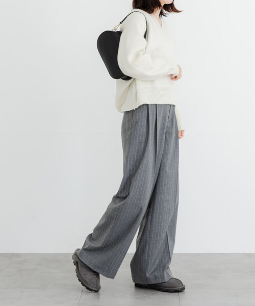 URBAN RESEARCH(アーバンリサーチ)の「UGG COQUETTE(スリッポン・レディース・GREY/CHESTNUT・6/7/8)」の6枚目の写真