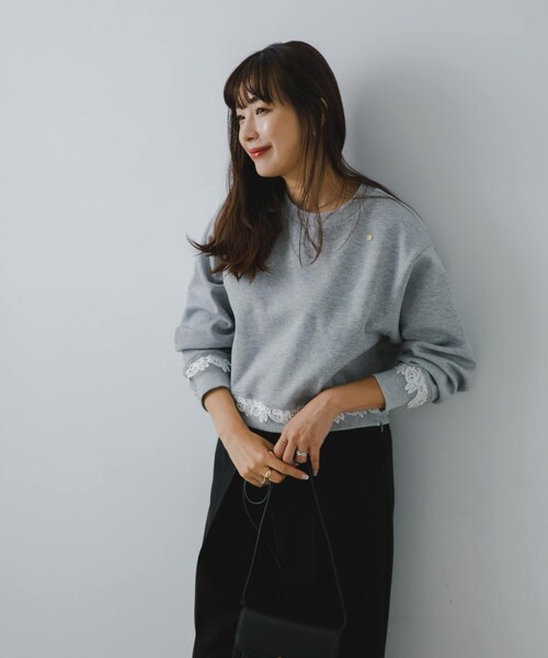 URBAN RESEARCH ROSSO（アーバンリサーチロッソ）の「F by ROSSO　レース付きダンボールスウェット（スウェット・レディース・GRAY/BLACK・FREE）」の3枚目の写真