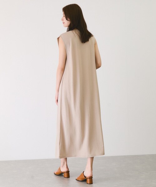 Jayro（ジャイロ）の「カノコ肩タックフレアワンピース（ワンピース・レディース・ブラック/グレー系/キャメル/イエロー・F）」の15枚目の写真