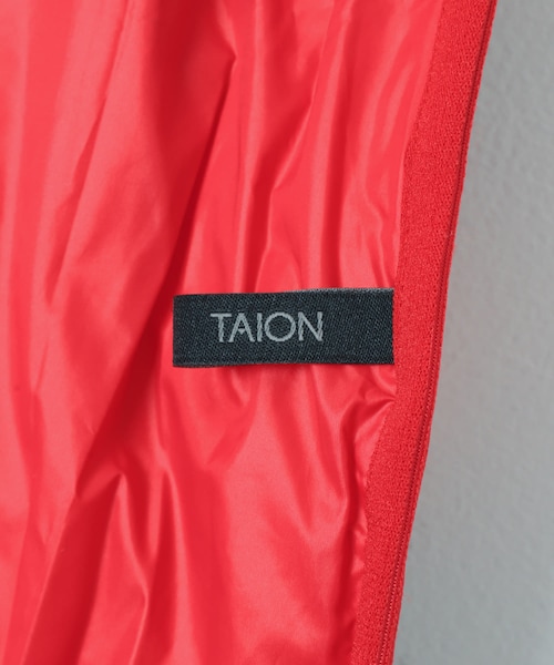 EKAL（エカル）の「WHITE MOUNTAINEERING　QUILTING DOWN VEST（その他アウター・メンズ・BLACK/BROWN/RED・2/3）」の20枚目の写真