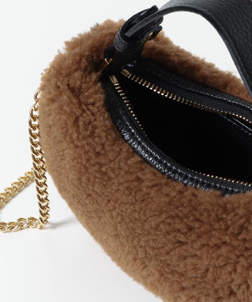 URBAN RESEARCH ROSSO（アーバンリサーチロッソ）の「VIOLAd’ORO　エコファーバッグ（ショルダーバッグ・レディース・green/brown・-）」の5枚目の写真