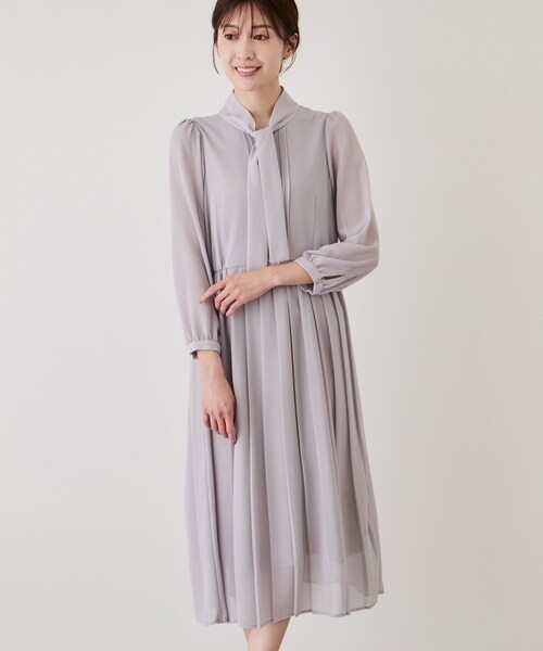 Jayro（ジャイロ）の「ボウタイプリーツワンピース（ワンピース・レディース・ブラック系/ライトグレー/ネイビー・M）」の20枚目の写真