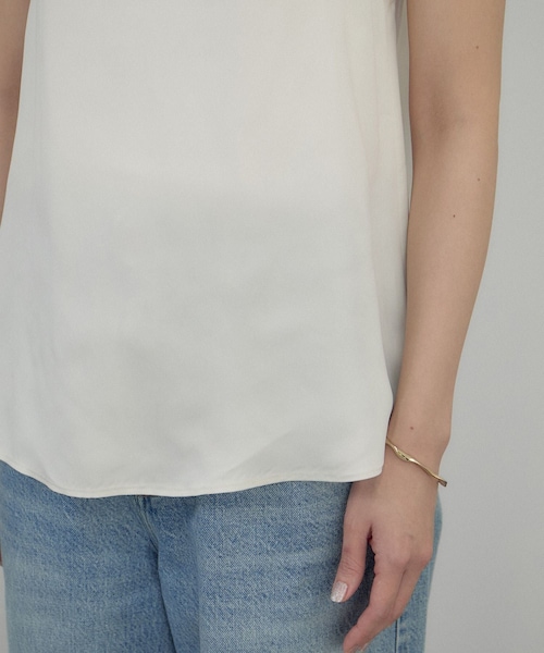 ADAM ET ROPE'（アダムエロペ）の「フレンチレースフィブリルサテンキャミソール（キャミソール・レディース・ブラック/オフホワイト・F）」の19枚目の写真