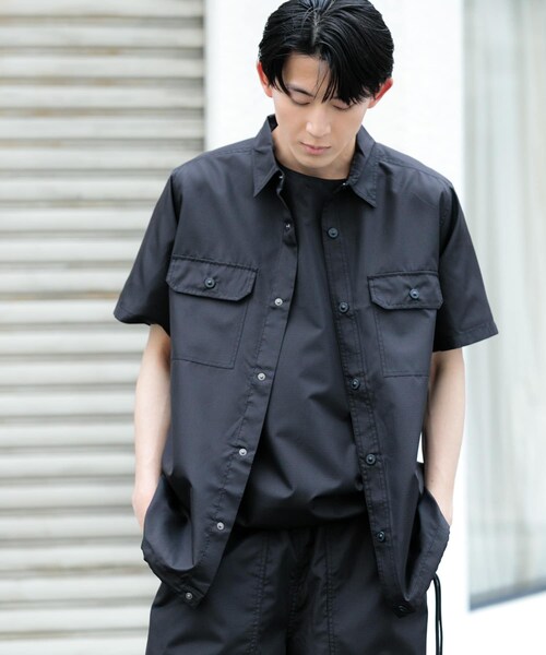 ITEMS URBANRESEARCH(アイテムズ アーバンリサーチ)の「TAION Military Half Sleeve Shirts(シャツ/ブラウス・メンズ・BLK/OLV/D.SAGE GRN/CREAM/L.BRN・M/L)」の14枚目の写真