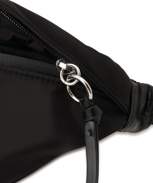 ADAM ET ROPE'（アダムエロペ）の「ミニボディーバッグ/撥水（ボディバッグ/ウエストポーチ・レディース・ブラック・F）」の11枚目の写真