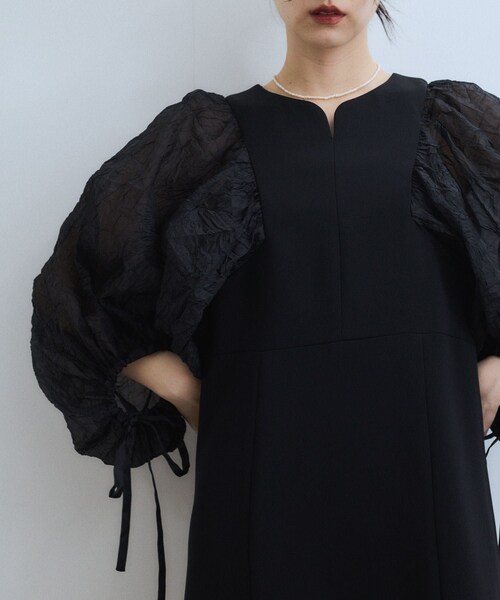 ADAM ET ROPE'（アダムエロペ）の「シアースリーブコンビドレス（ドレス・レディース・ブラック/ブラック系/ネイビー系・36/38）」の17枚目の写真