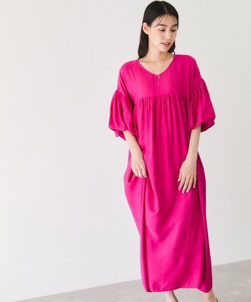 Jayro(ジャイロ)の「袖ボリュームワンピース(ワンピース・レディース・ブラック/ブルー/ピンク・F)」の21枚目の写真