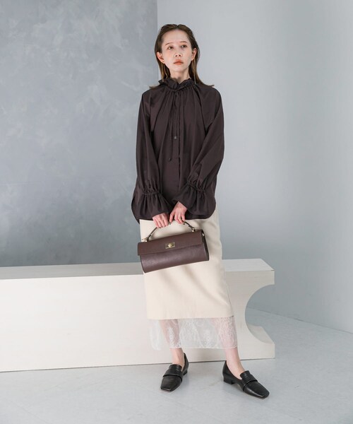 URBAN RESEARCH ROSSO（アーバンリサーチロッソ）の「フリルカラーブラウス（シャツ/ブラウス・レディース・WHITE/BABY PINK/D/BROWN・Free）」の12枚目の写真