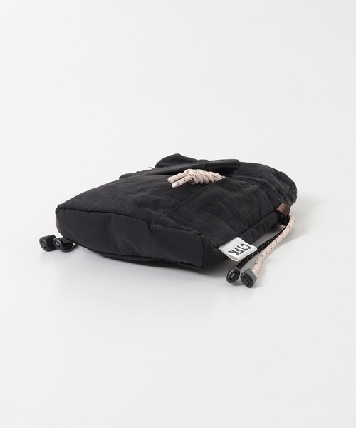 SENSE OF PLACE by URBAN RESEARCH（センスオブプレイスバイアーバンリサーチ）の「CONTROL FREAK　ナイロンハンディショルダー（ショルダーバッグ・レディース・BLACK/KHAKI/BORDEAUX/ANIMAL/LEOPARD・One）」の9枚目の写真