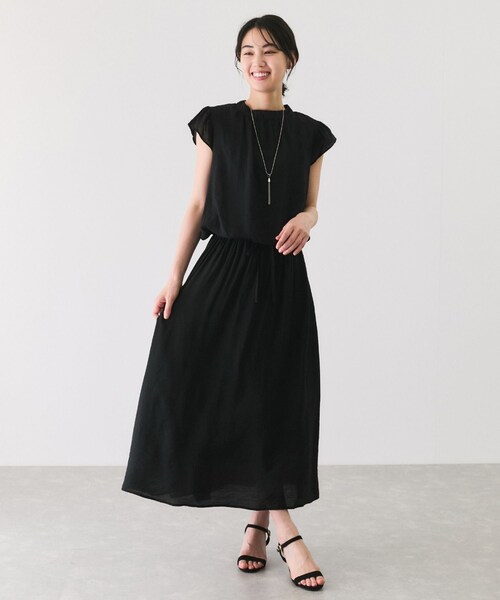 Jayro（ジャイロ）の「レーヨンナイロンオーガン袖フリルワンピース（ワンピース・レディース・ブラック/オフホワイト/ブルー/ピンク・M）」の2枚目の写真