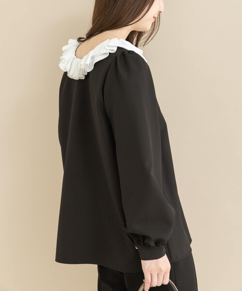 URBAN RESEARCH ROSSO（アーバンリサーチロッソ）の「『WEB限定』コサージュカラー2WAYブラウス（シャツ/ブラウス・レディース・OFF/BLK×OFF・Free）」の22枚目の写真