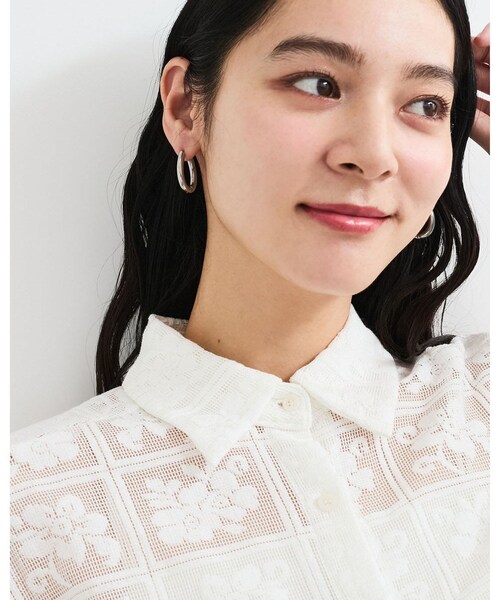 VIS（ビス）の「Uフープピアス（ピアス（両耳用）・レディース・ゴールド/シルバー・F）」の7枚目の写真