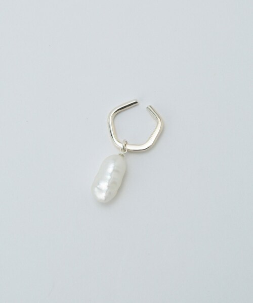 ROPE'（ロペ）の「【Lemme.（レム）】L3506 Hang Pearl Earcuff（イヤリング・レディース・ホワイト系・F）」の3枚目の写真