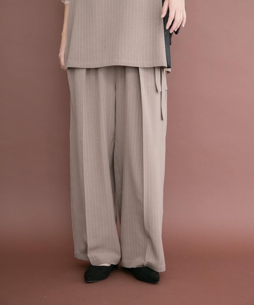 ITEMS URBANRESEARCH（アイテムズ アーバンリサーチ）の「ピンストライプベストパンツセット（セットアップ・レディース・CHA/BEG・Free）」の20枚目の写真