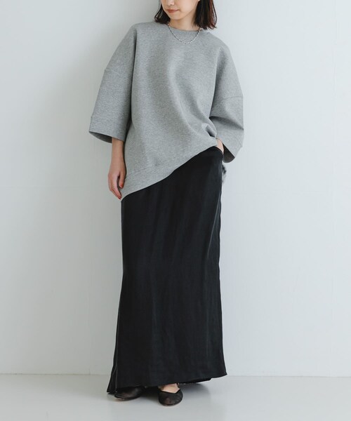 URBAN RESEARCH（アーバンリサーチ）の「『2サイズ展開』キュプラサテンストレートスカート（スカート・レディース・BEIGE/BLACK/BROWN・36/38）」の10枚目の写真
