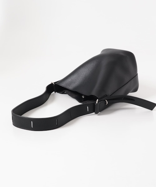 SENSE OF PLACE by URBAN RESEARCH(センスオブプレイスバイアーバンリサーチ)の「マルチショルダースクエアバッグ(ショルダーバッグ・レディース・BLACK/GREIGE/BLUE・One)」の15枚目の写真