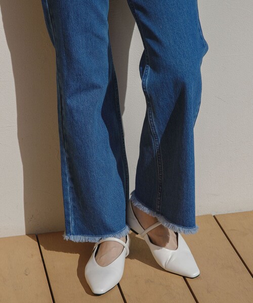 URBAN RESEARCH Sonny Label（アーバンリサーチサニーレーベル）の「REMME　ストラップフラットシューズ（その他シューズ・レディース・WHITE/BLACK・37/38）」の5枚目の写真