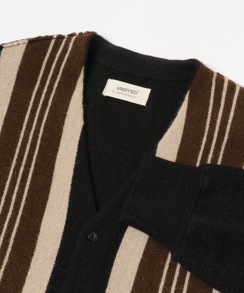 URBAN RESEARCH(アーバンリサーチ)の「UNDYED ALPACA STRIPE CARDIGAN(カーディガン/ボレロ・メンズ・BLACK/BROWN・3/4)」の5枚目の写真