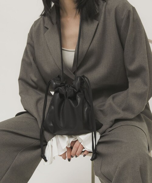 KBF（ケイビーエフ）の「ギャザーデザインミニBAG（ショルダーバッグ・レディース・IVORY/KHAKI/BLACK・One）」の13枚目の写真