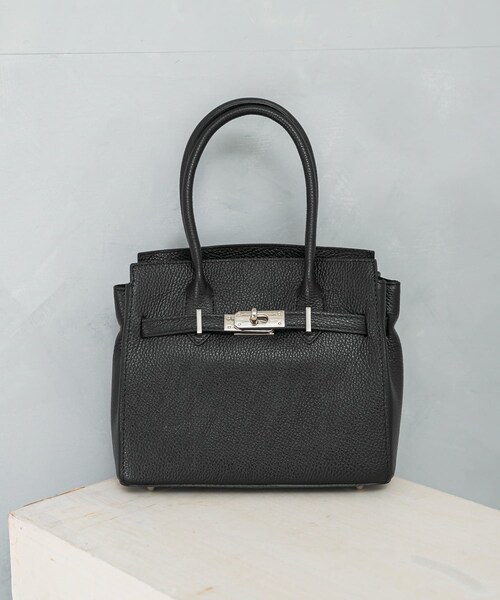 URBAN RESEARCH ROSSO（アーバンリサーチロッソ）の「AULENTTI　ベルト付バッグ（ハンドバッグ・レディース・NERO・Free）」の2枚目の写真